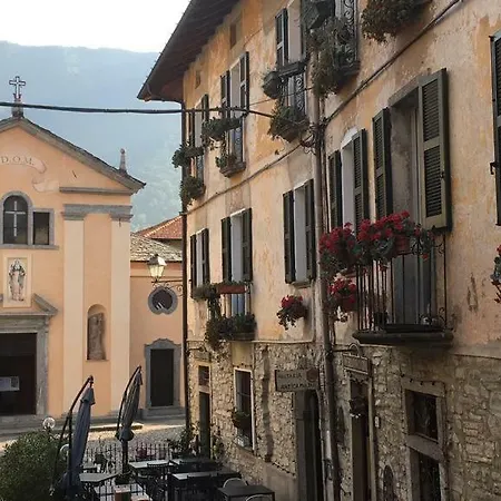 Riva Di Daire